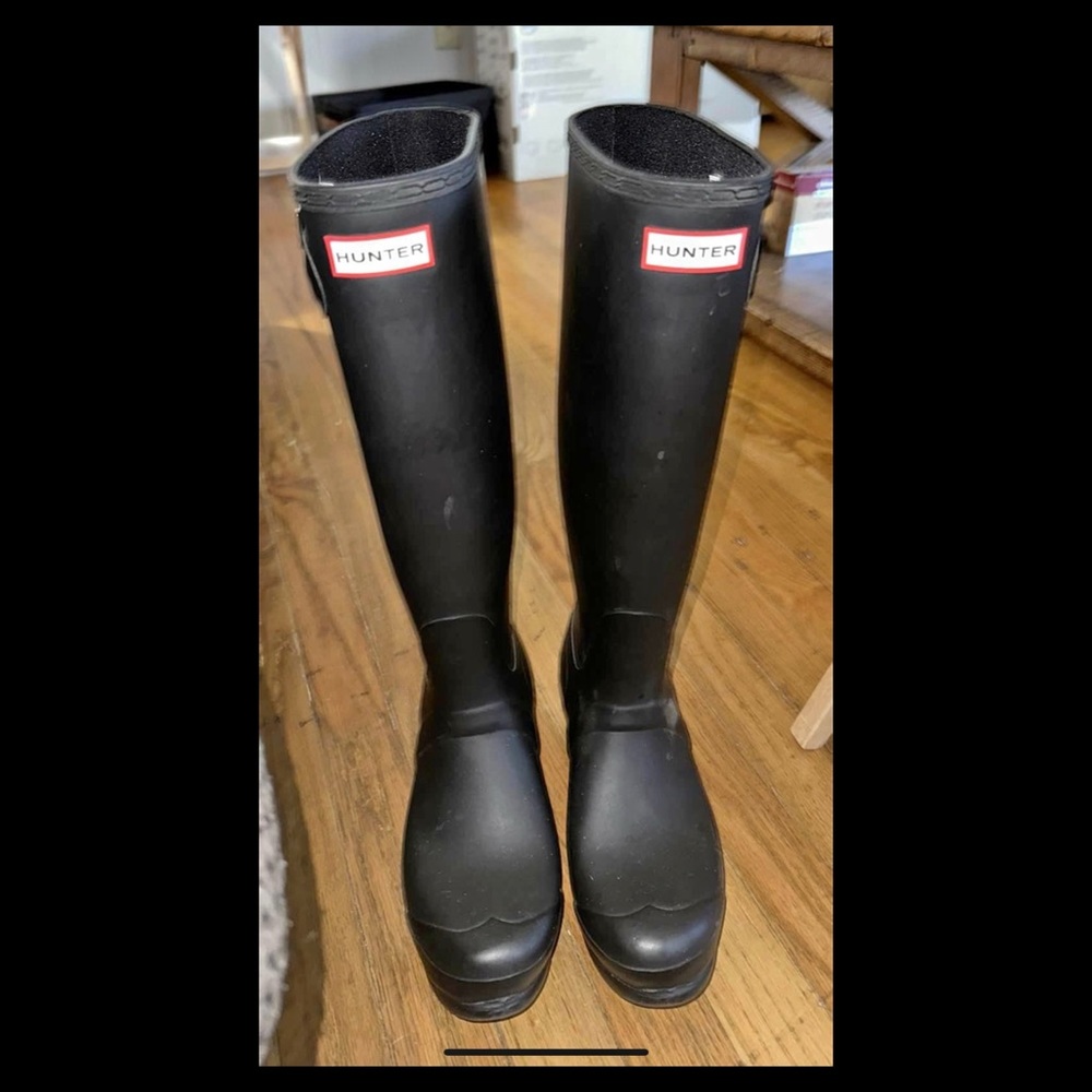 Tall Hunter Rain Boots - Do You Know Them? 😂